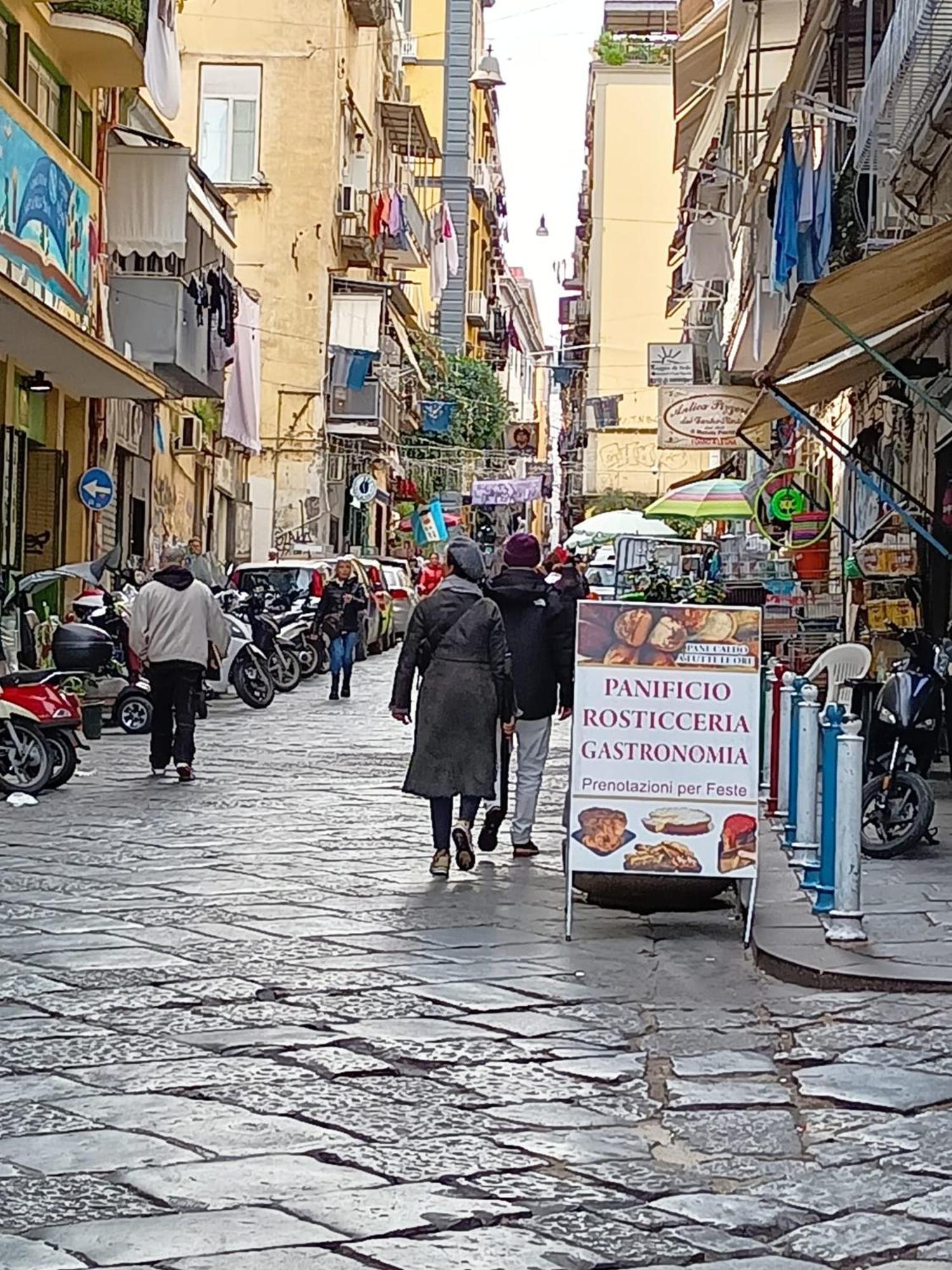 Appartamento Tasor Historic Center Napoli Esterno foto